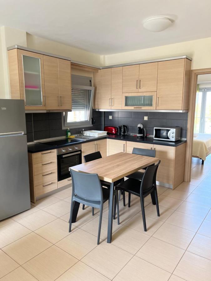 Bivas Apartments Liménas Eksteriør bilde