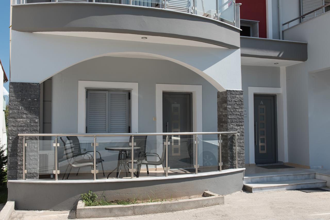 Bivas Apartments Liménas Eksteriør bilde